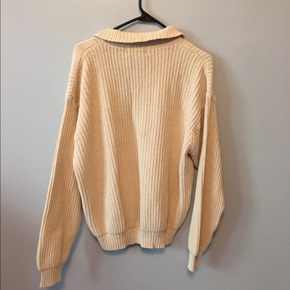 light pink sweater - Picture 2 of 2